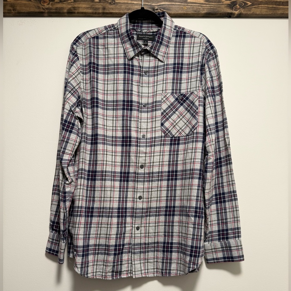 Banana Republic Plaid Button-Down Shirt
